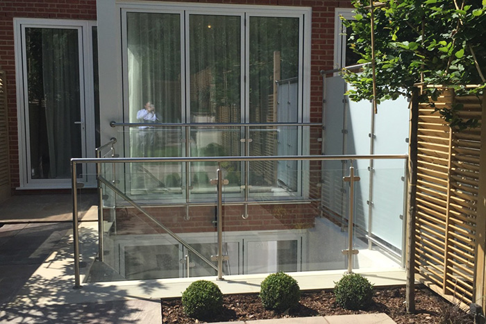 Glass & Stainless Balustrading