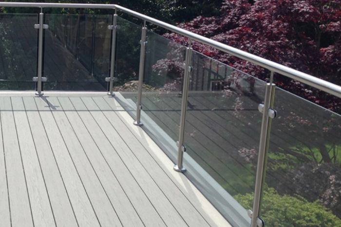 Glass & Stainless Balustrading