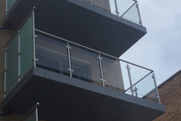 Glass & Stainless Balustrading