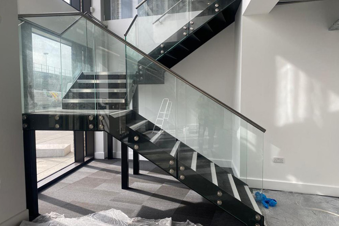 Glass & Stainless Balustrading