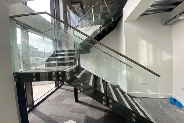 Glass Staircases & Stainless Steel